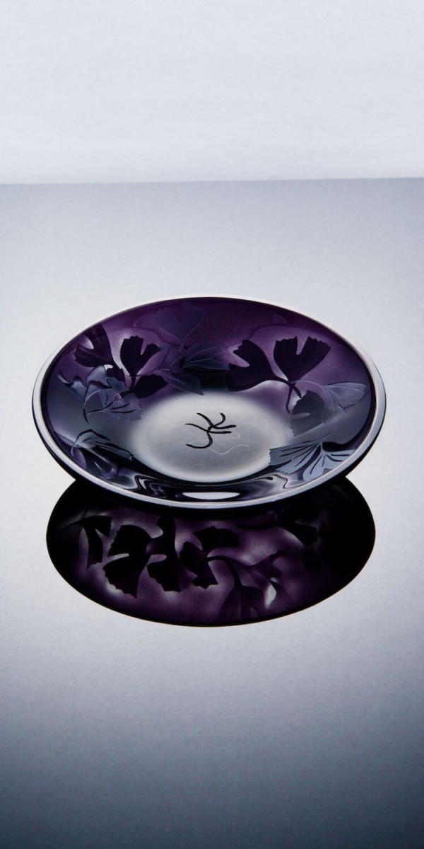 紫の銀杏の小皿